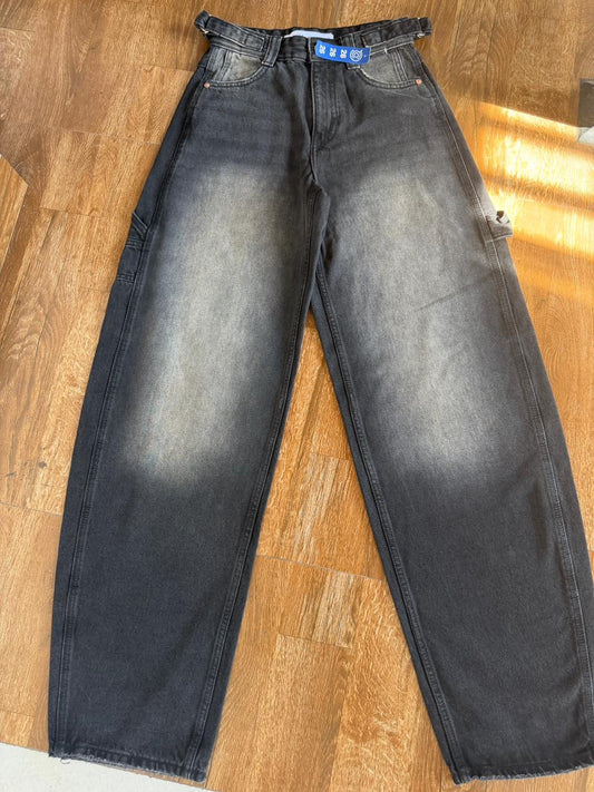 HIGH RISE BARREL LEG JEAN