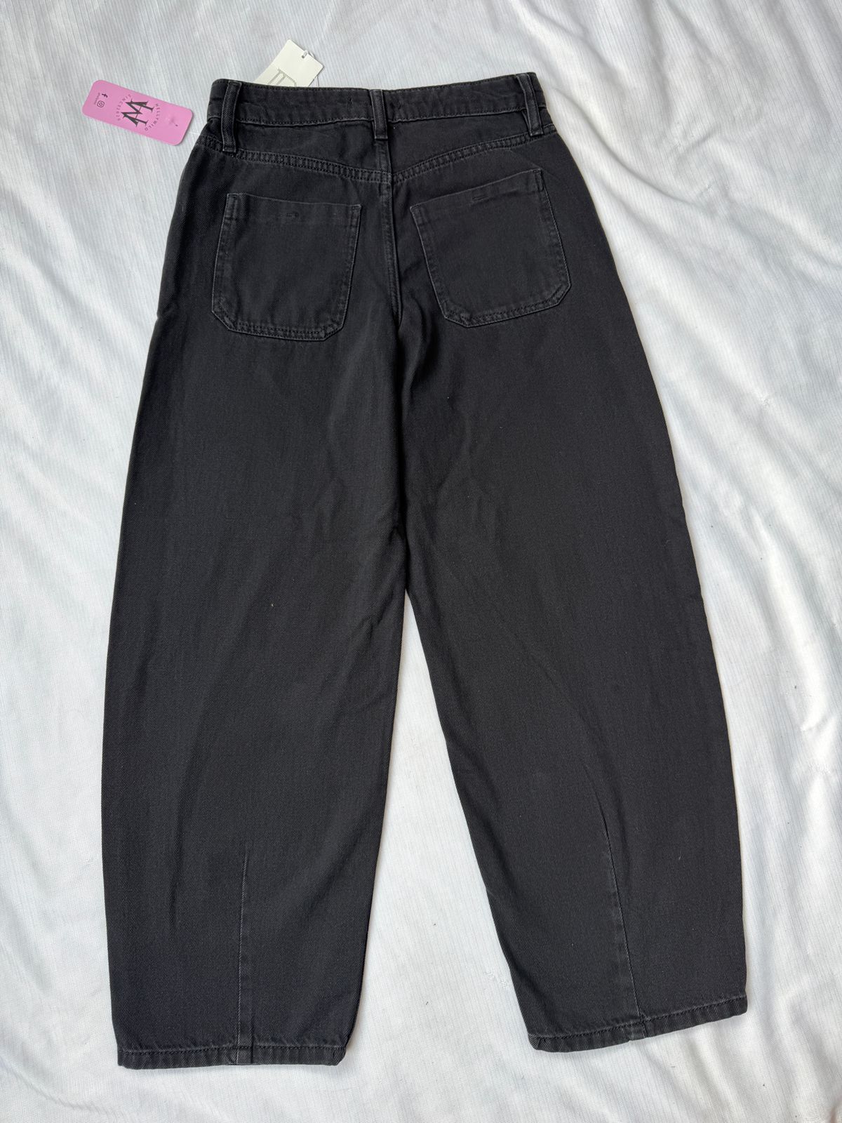 HIGH RISE BARREL LEG JEAN