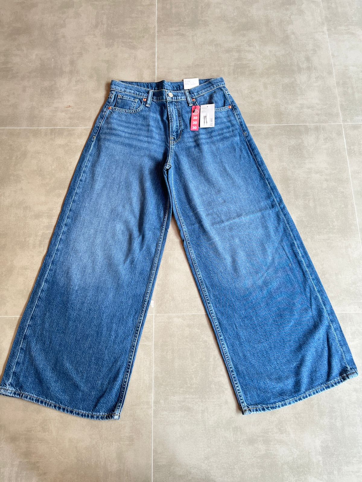 HIGH RISE WIDE LEG JEAN