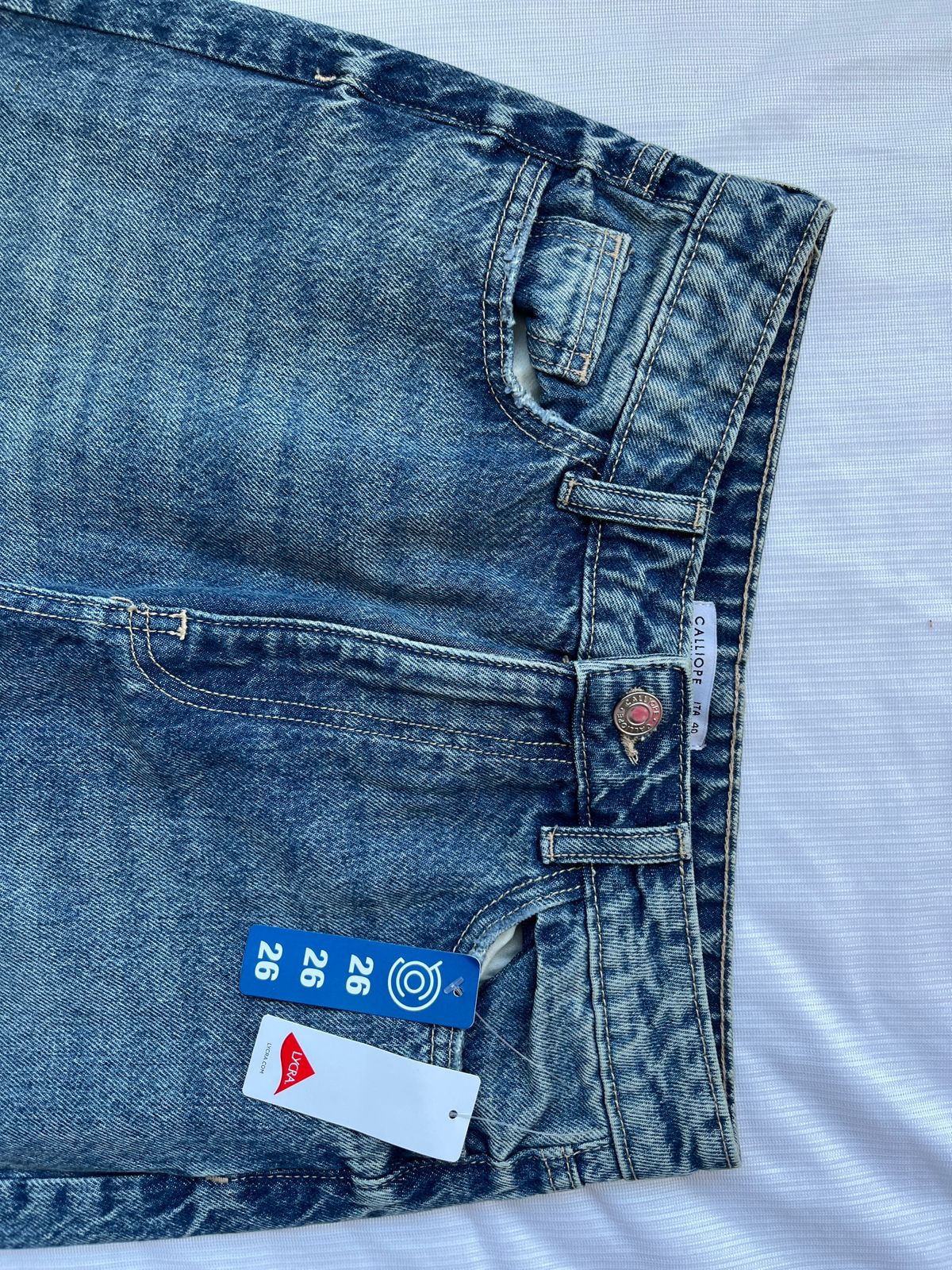 HIGH RISE LOOSE FLARE JEAN