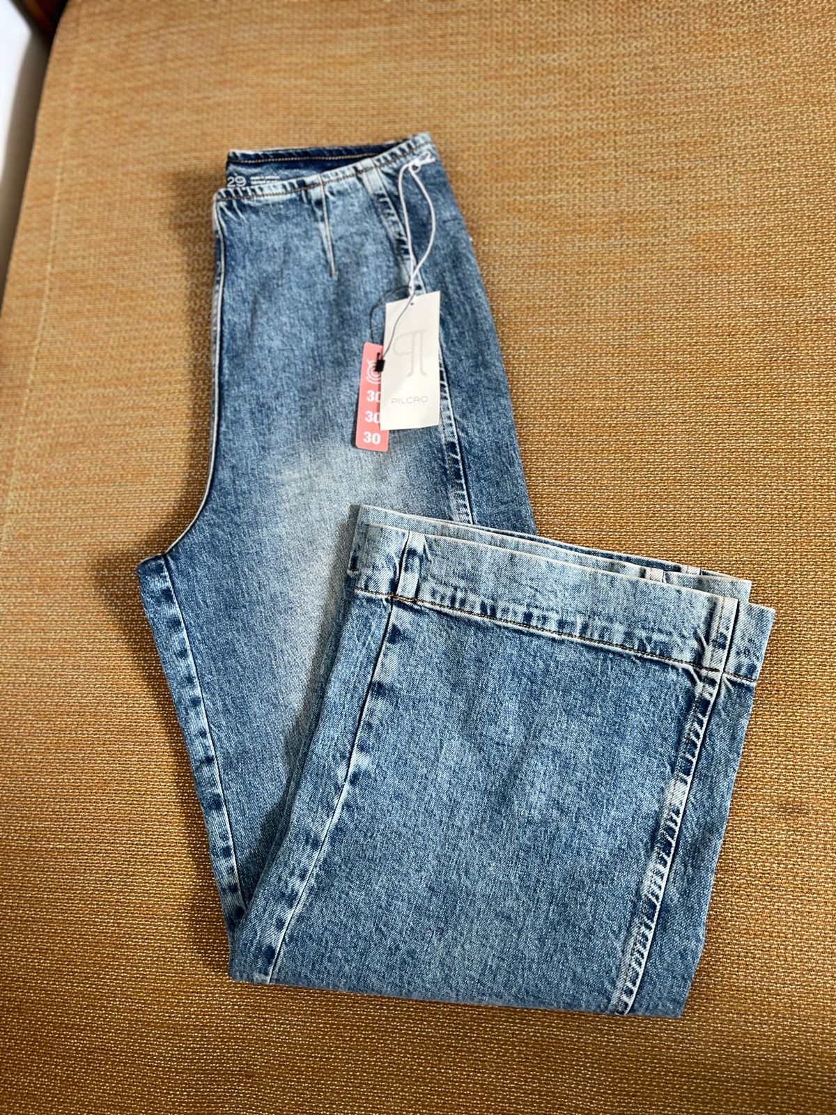HIGH RISE WIDE LEG JEAN