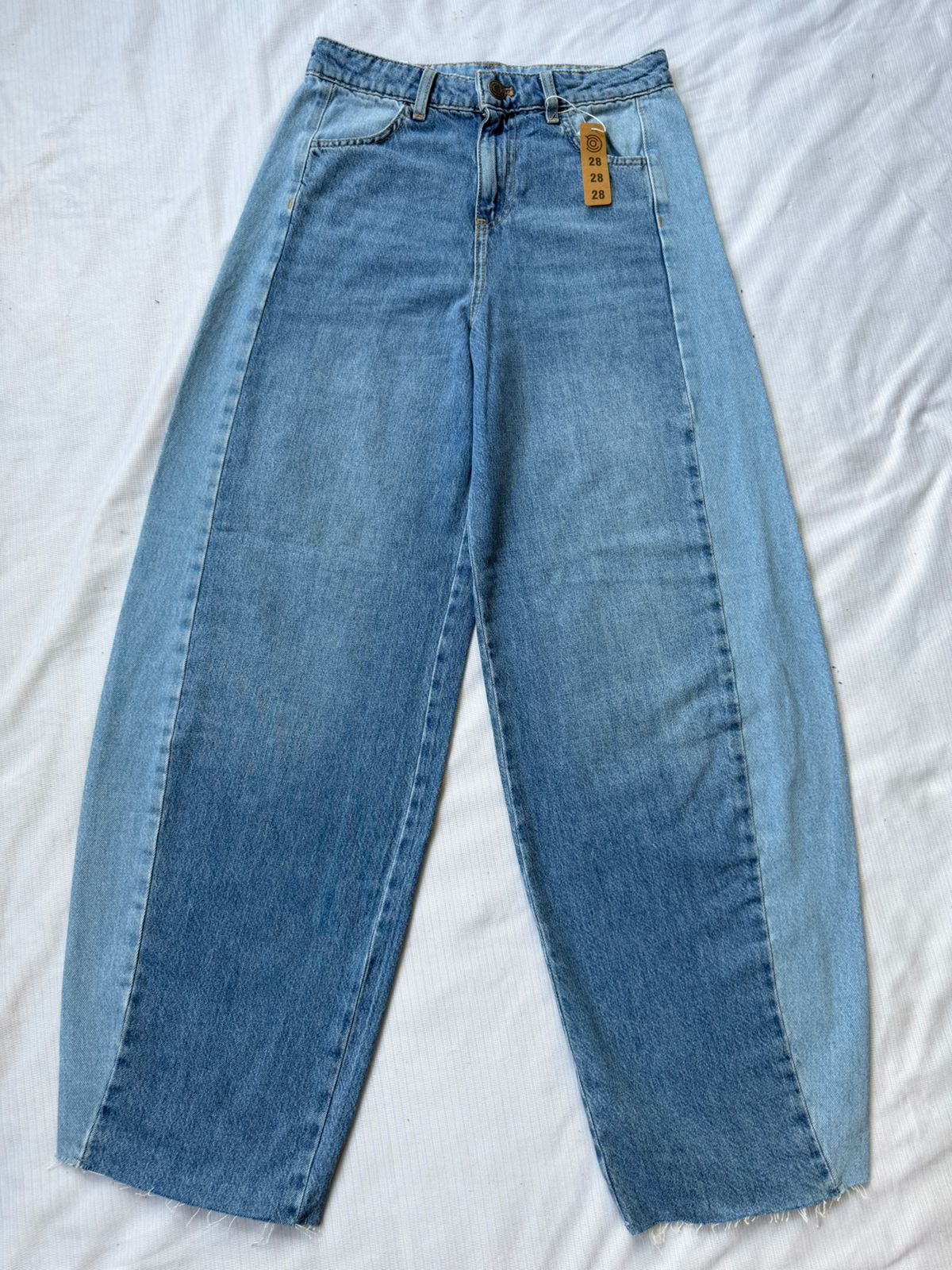 HIGH RISE BARREL JEAN