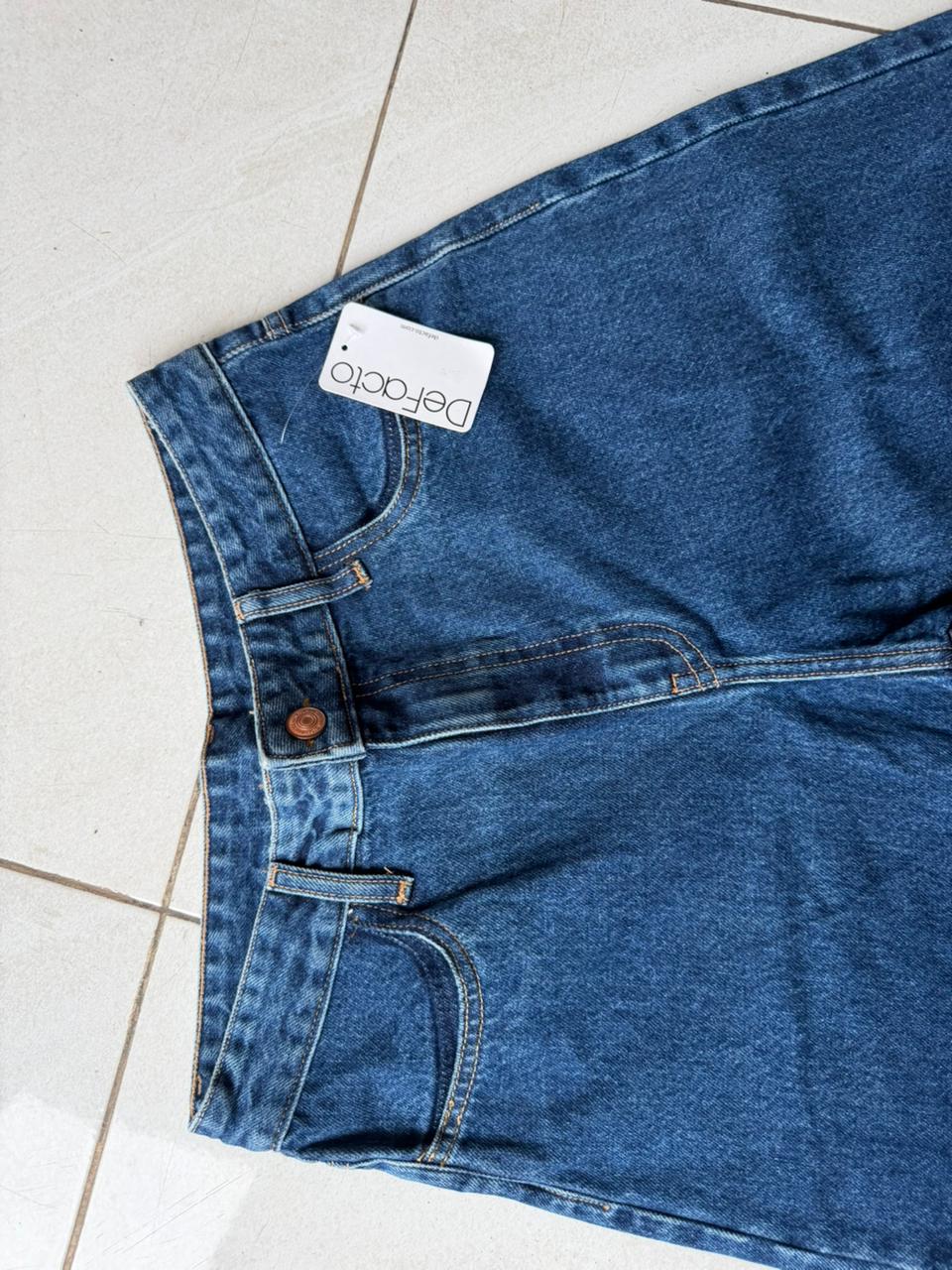 HIGH RISE BALLOON LEG JEAN
