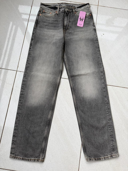 LOW RISE BAGGY JEAN