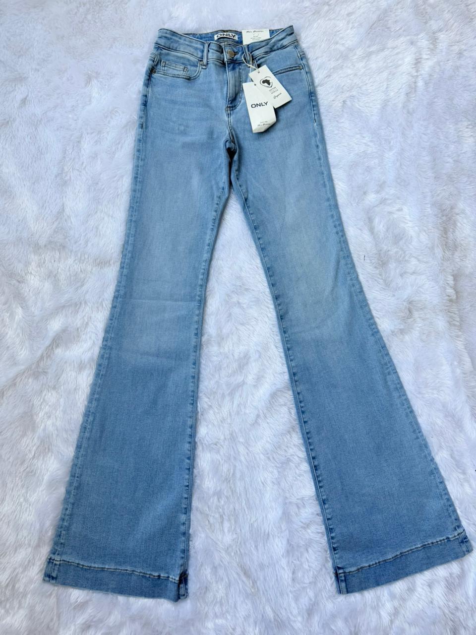 MID RISE FLARE JEAN