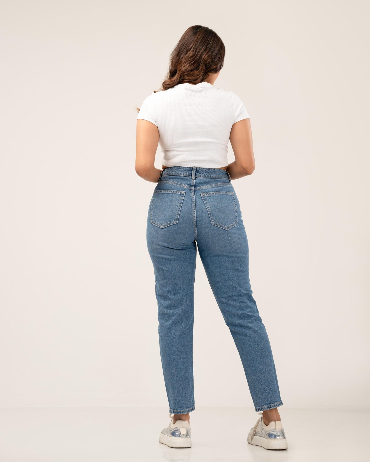 HIGH RISE MOM JEAN