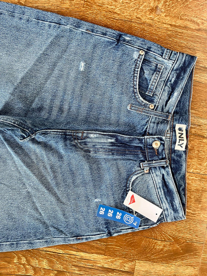 HIGH RISE WIDE LEG JEAN