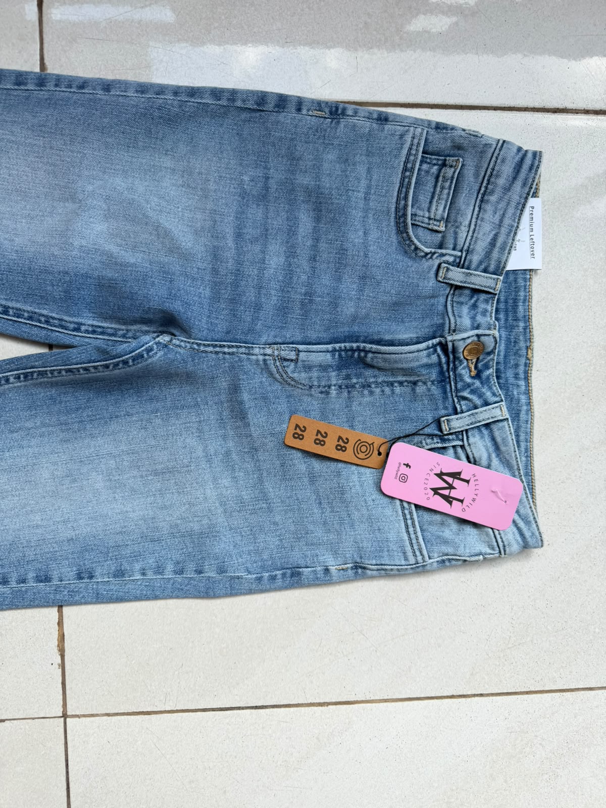 HIGH RISE FLARE JEAN