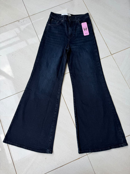 High-Waist Carbon Blue Flared Wide-Leg Jeans – Premium Non-Stretch Denim