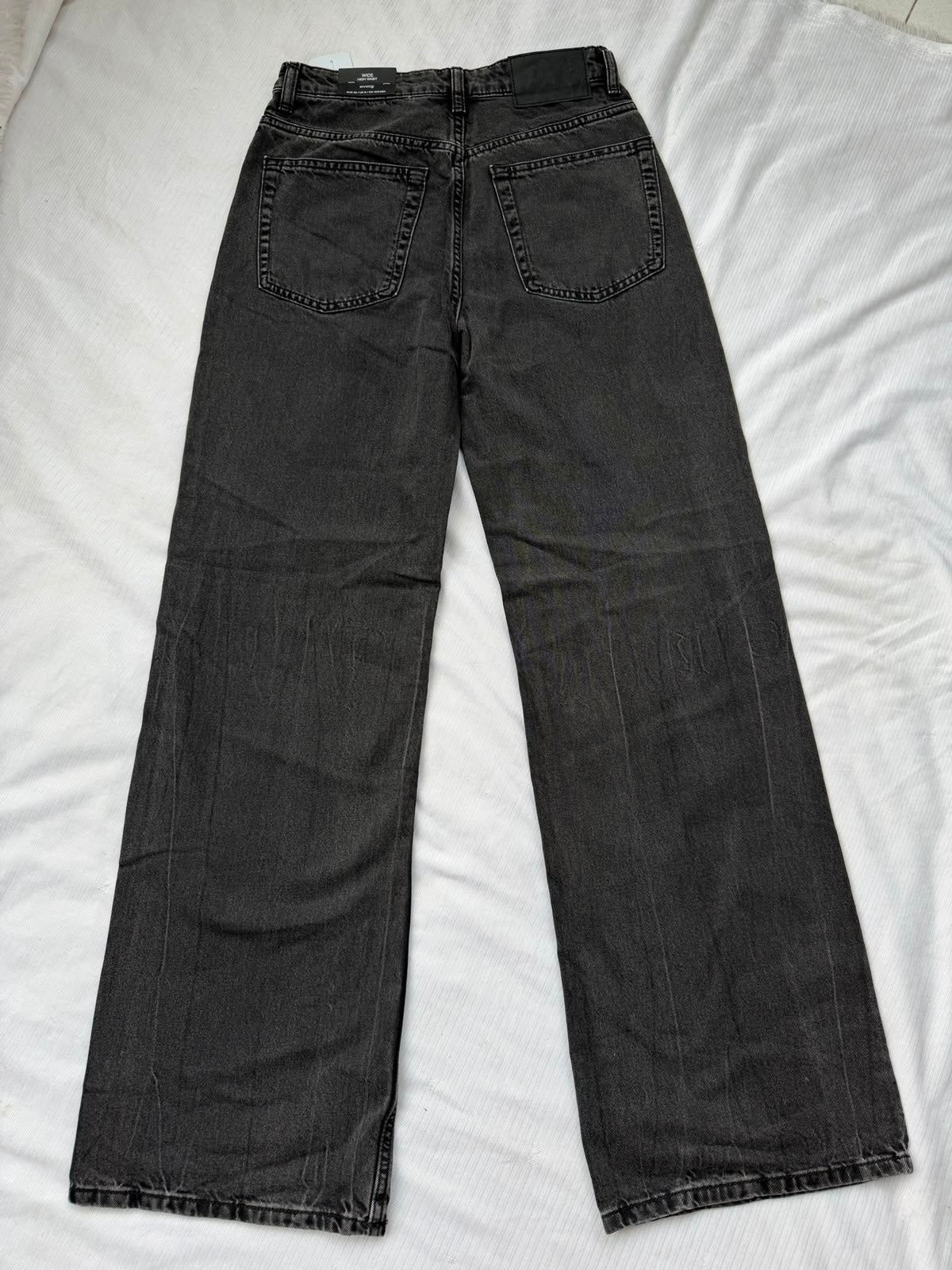 HIGH RISE WIDE LEG JEAN DARK GREY
