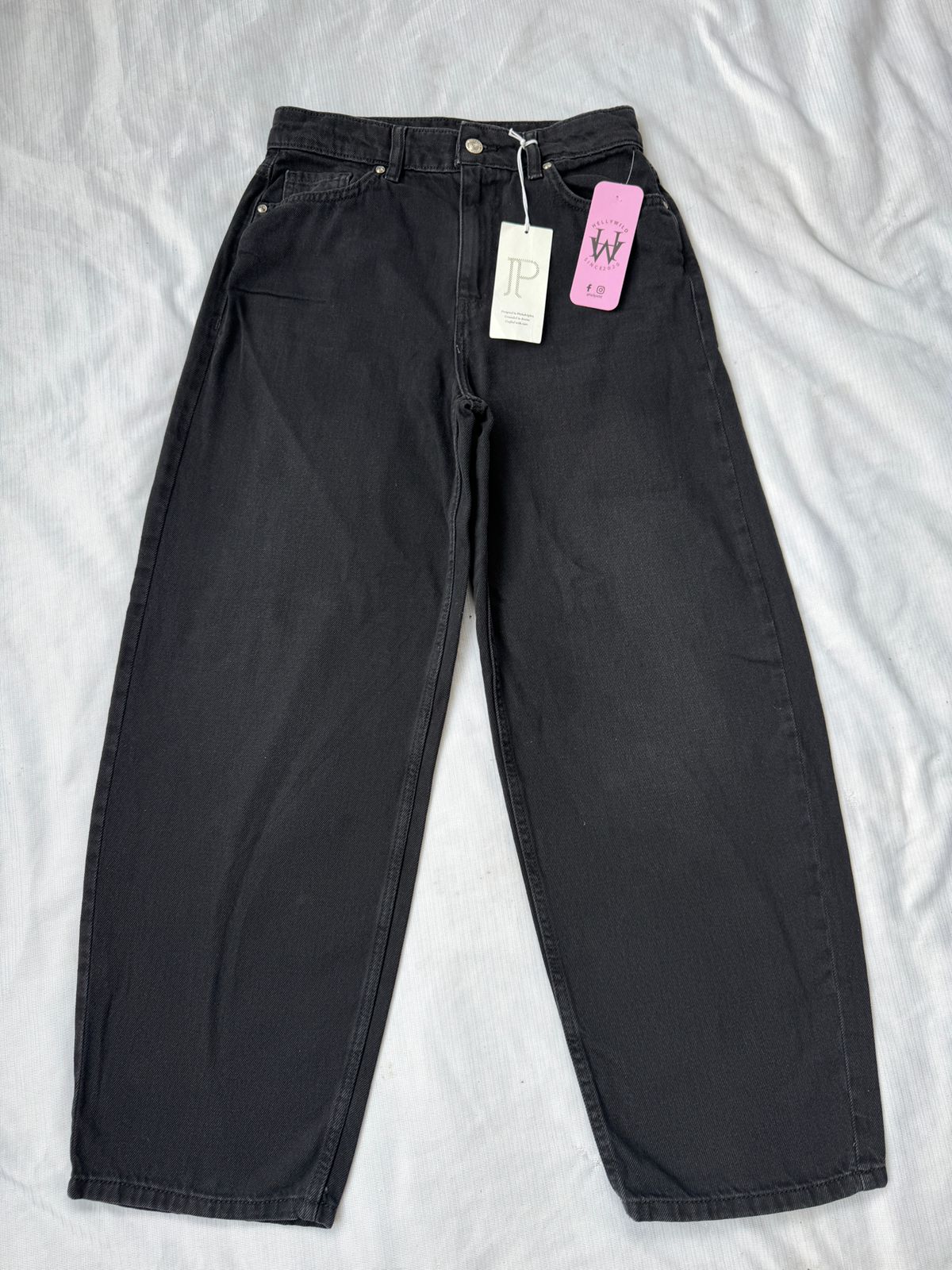 HIGH RISE BARREL LEG JEAN