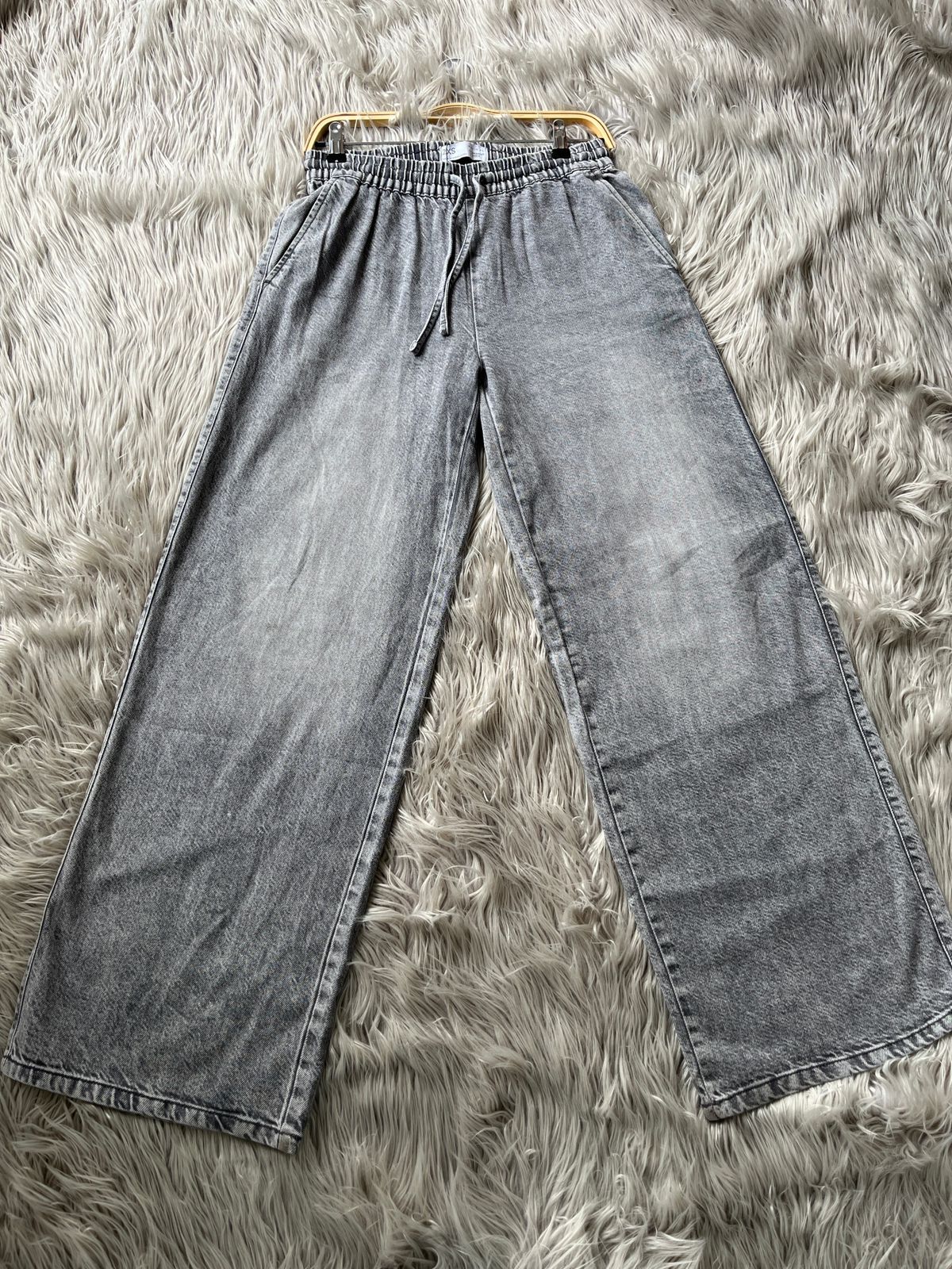 HIGH RISE WIDE LEG JEAN