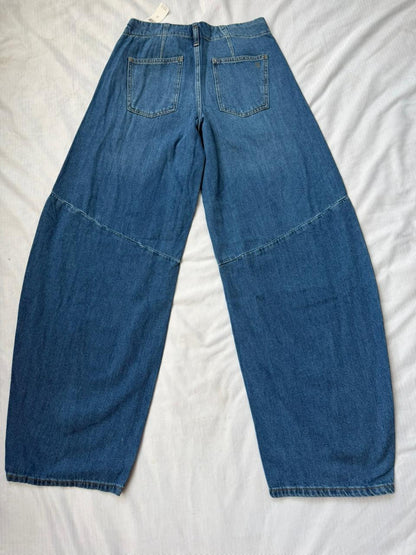 BARREL LEG JEAN